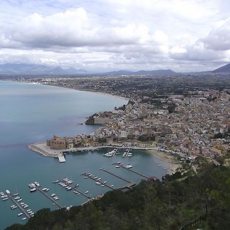Zu Pippinu Apartment Castellammare del Golfo Exterior photo